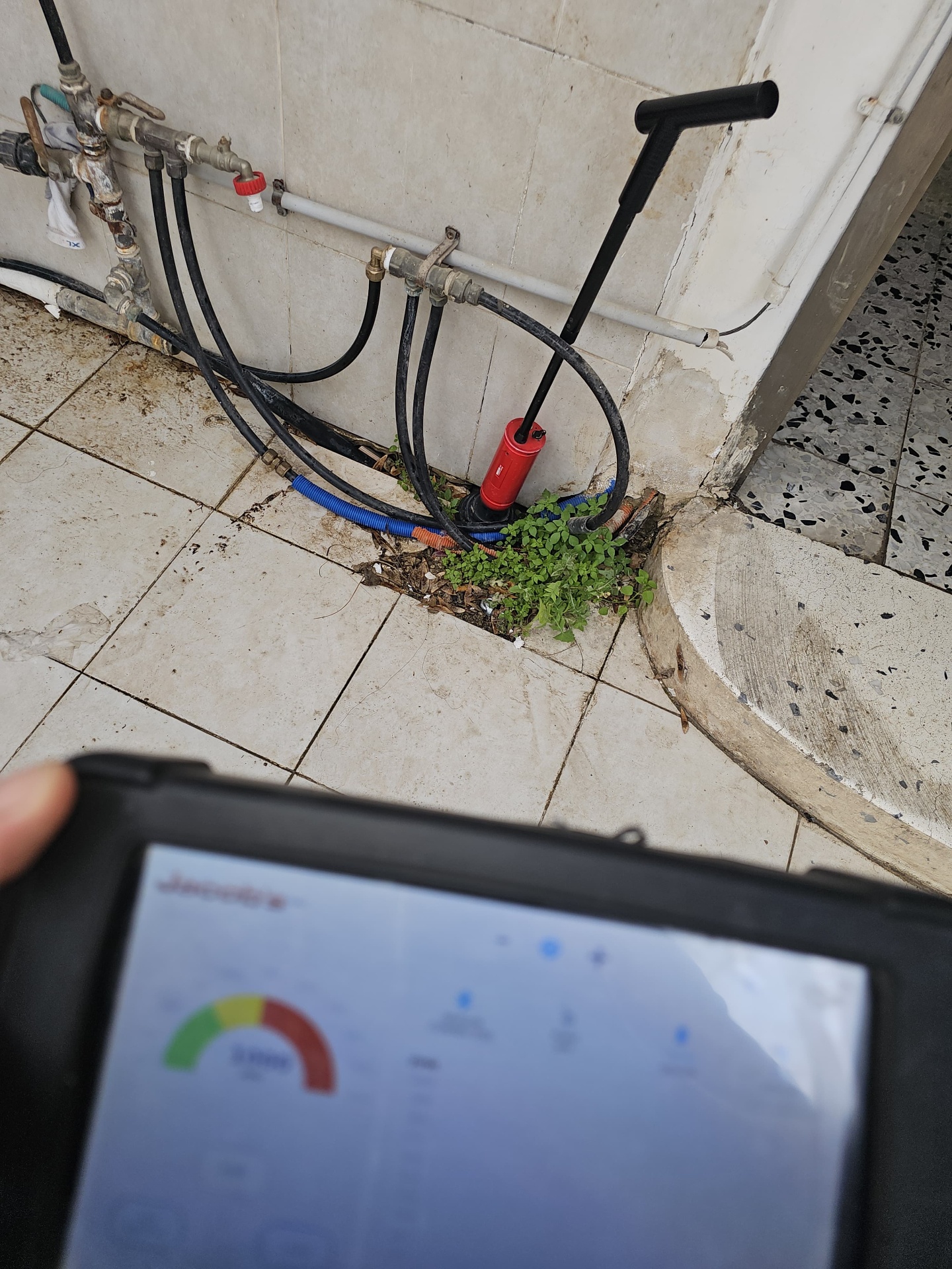 בדיקת לחץ בצנרת מים